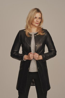Manteau long en cuir noir pour femme